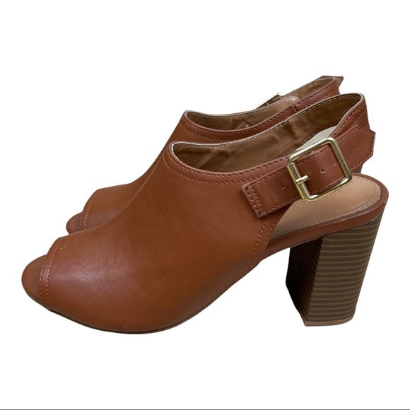 Old Navy Shoes - Old Navy Open Toe Brown Mules Square heel Size 9